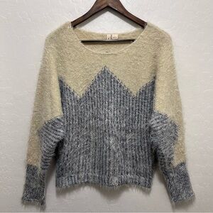 Anthropologie Moth Fuzzy Sweater Sz L Zigged Formation